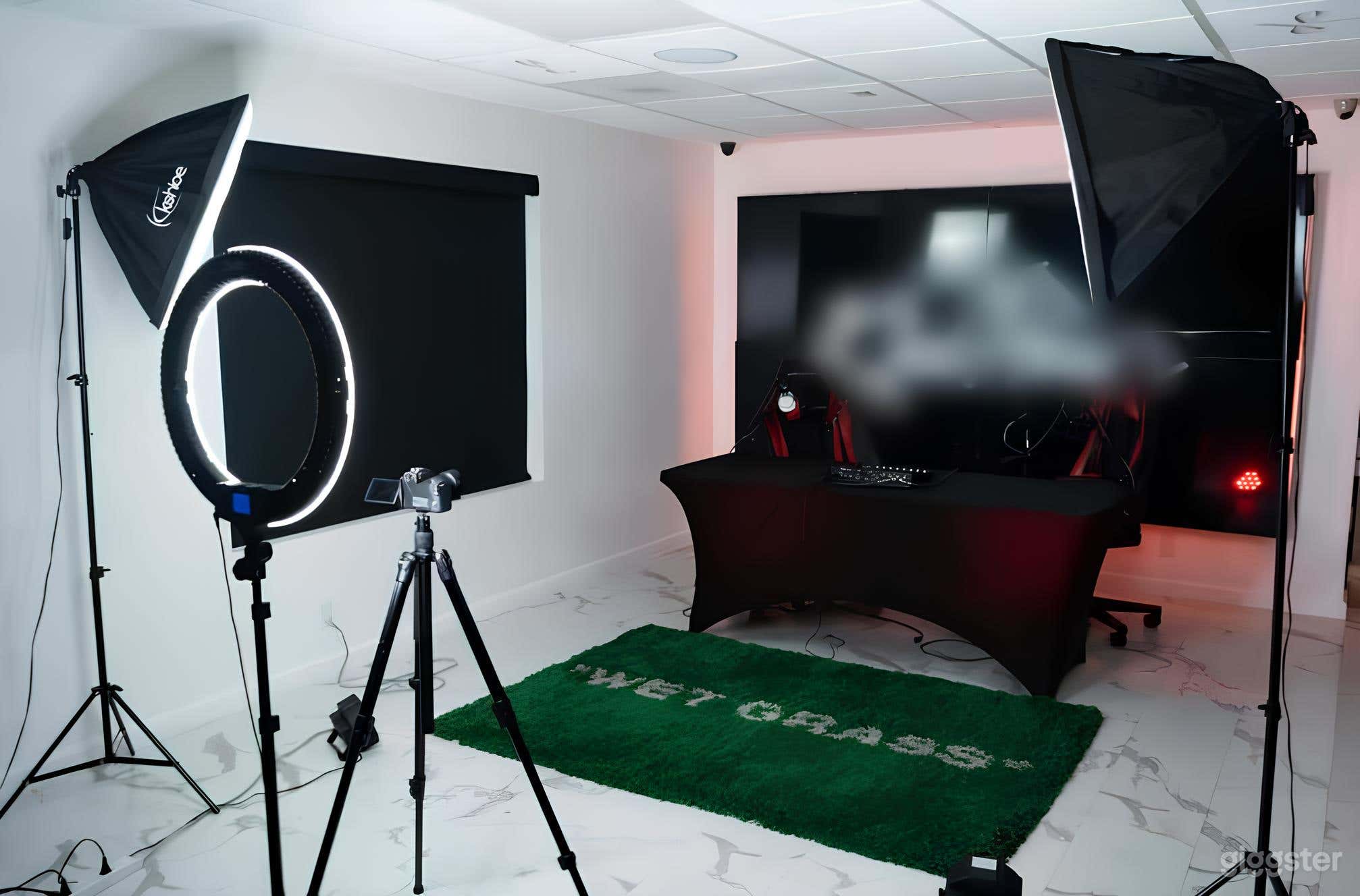 Photography and Videography Studio Photo 4