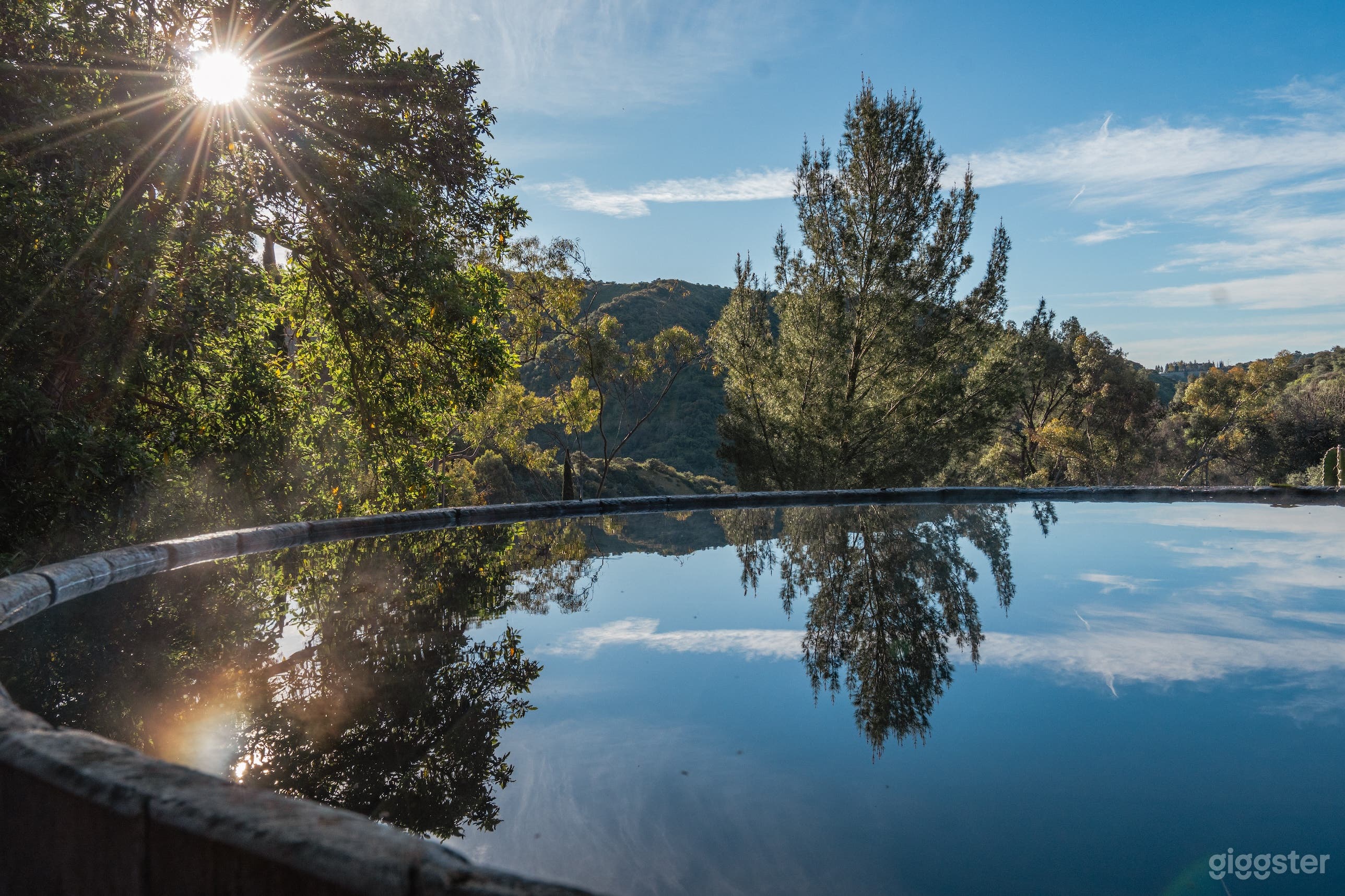 California Midcentury Treehouse 90210 Photo 2