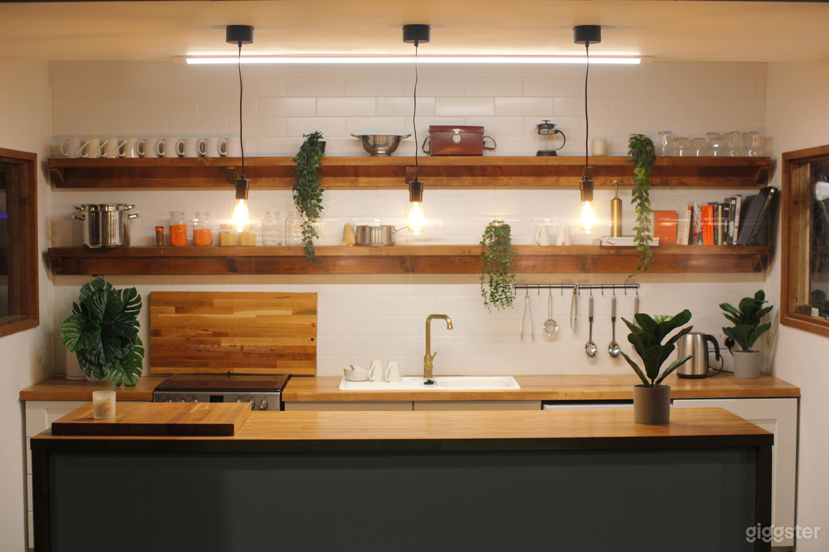 Blackout Space Infinity Cove Set Build 4000 sq ft Photo 4