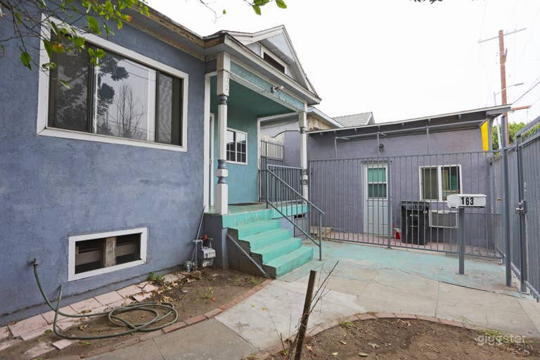  Downtown L.A. Stripped House 