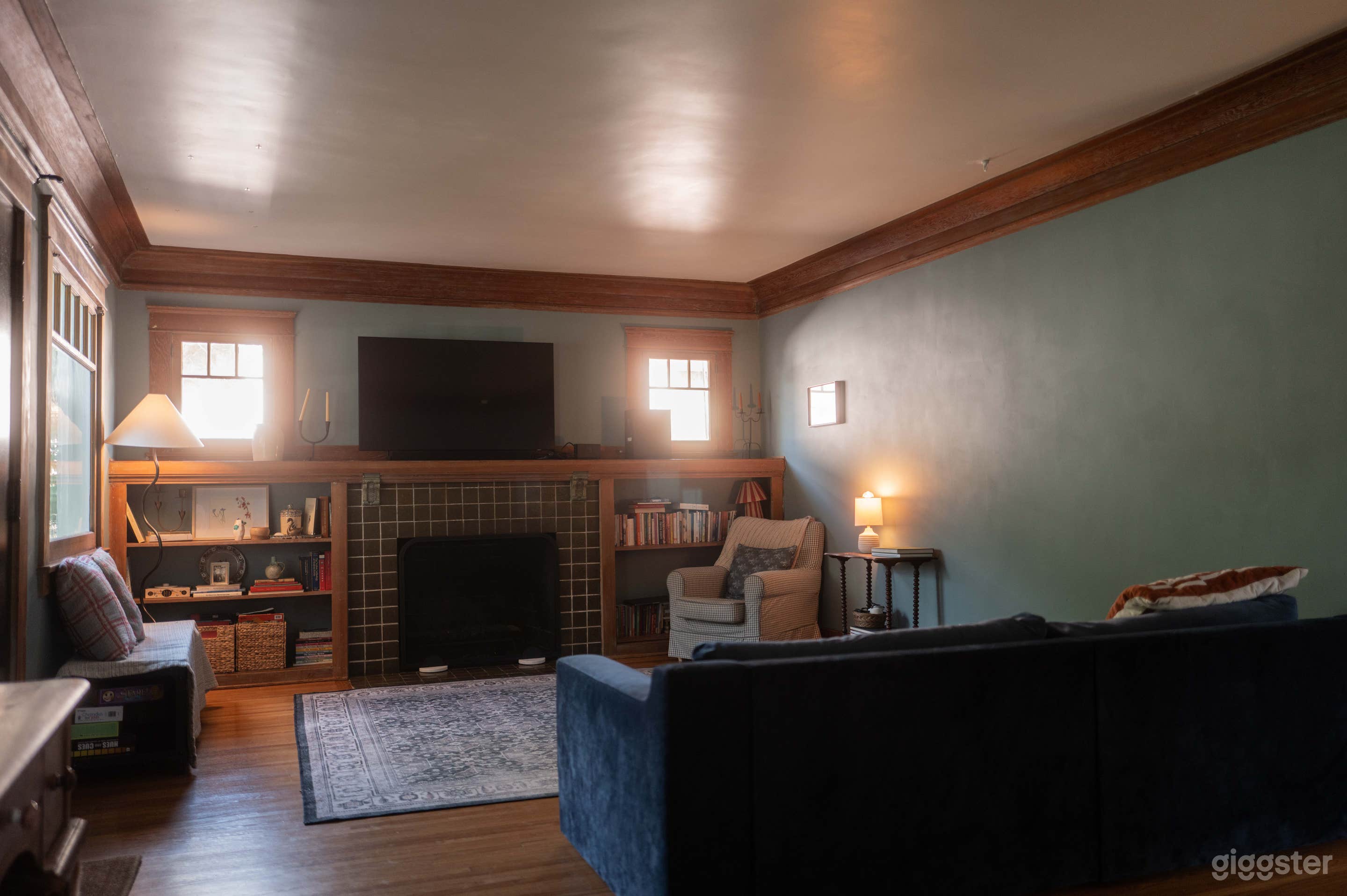 Classic Pasadena Craftsman House – Corner Lot with Backyard Photo 2