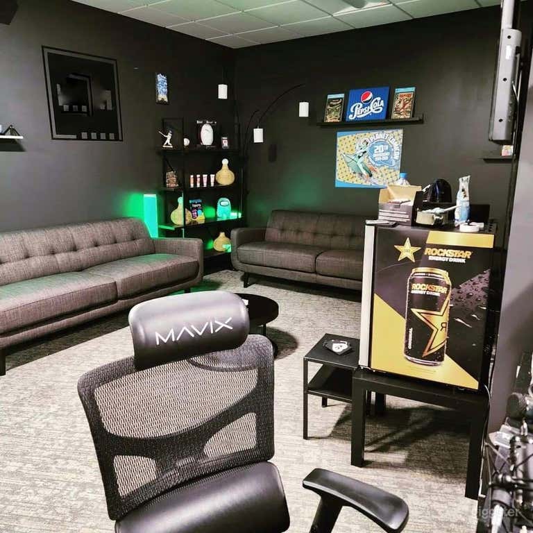  Content Creator & Gaming Studio 