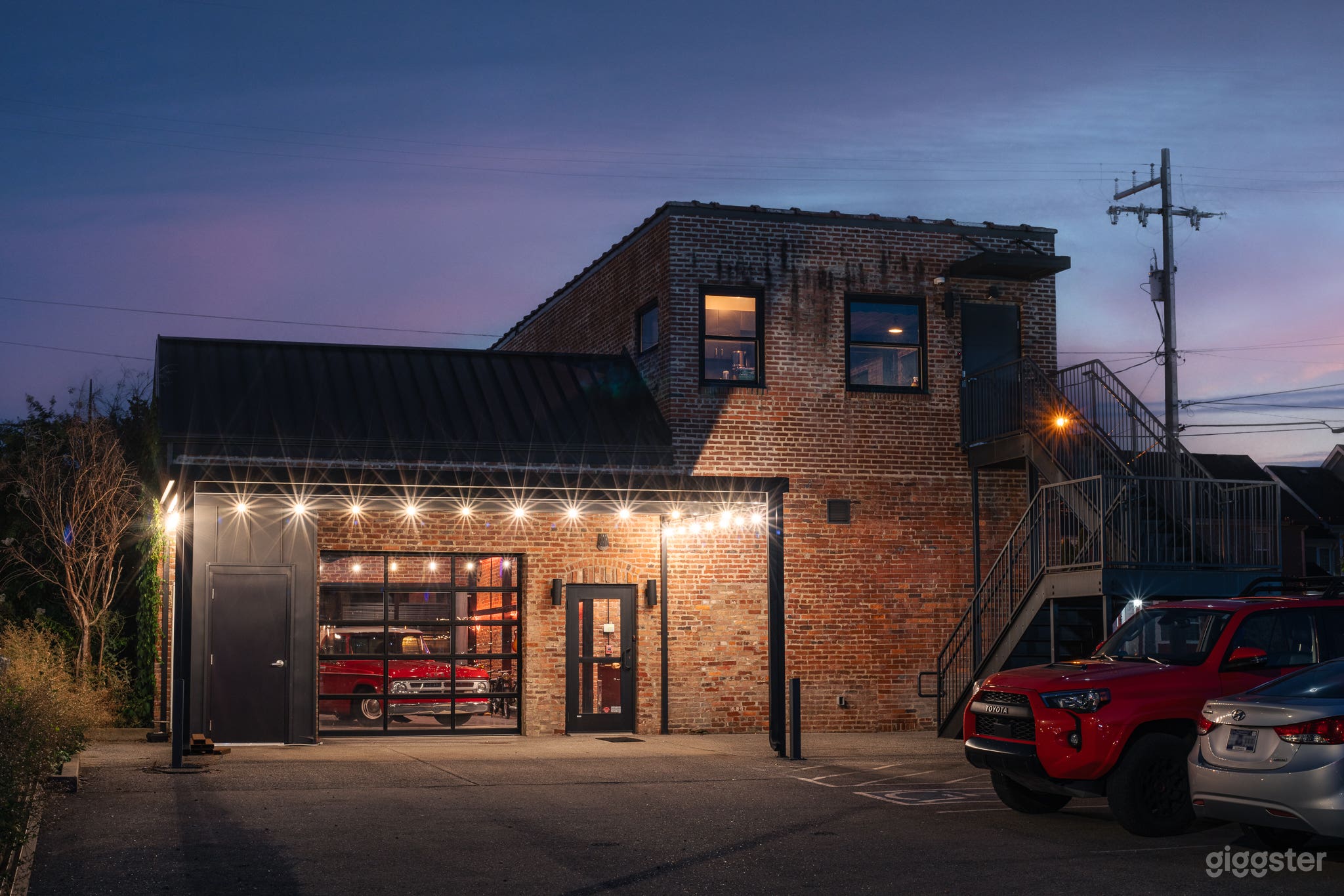 Studio located in Marathon Village Photo 2