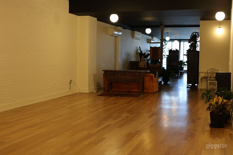  Open, Light-filled Art and Event Space 