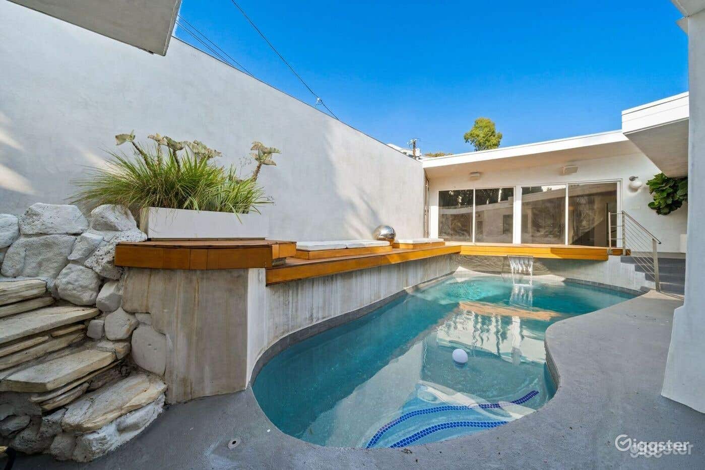  HOLLYWOOD HILLS: ART CINEMATIC CANVAS/POOL Photo 1