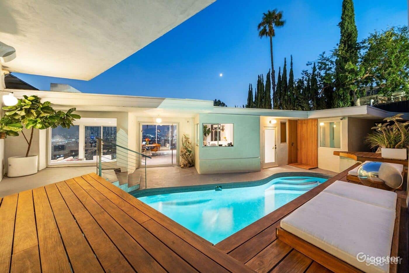  HOLLYWOOD HILLS: ART CINEMATIC CANVAS/POOL Photo 2