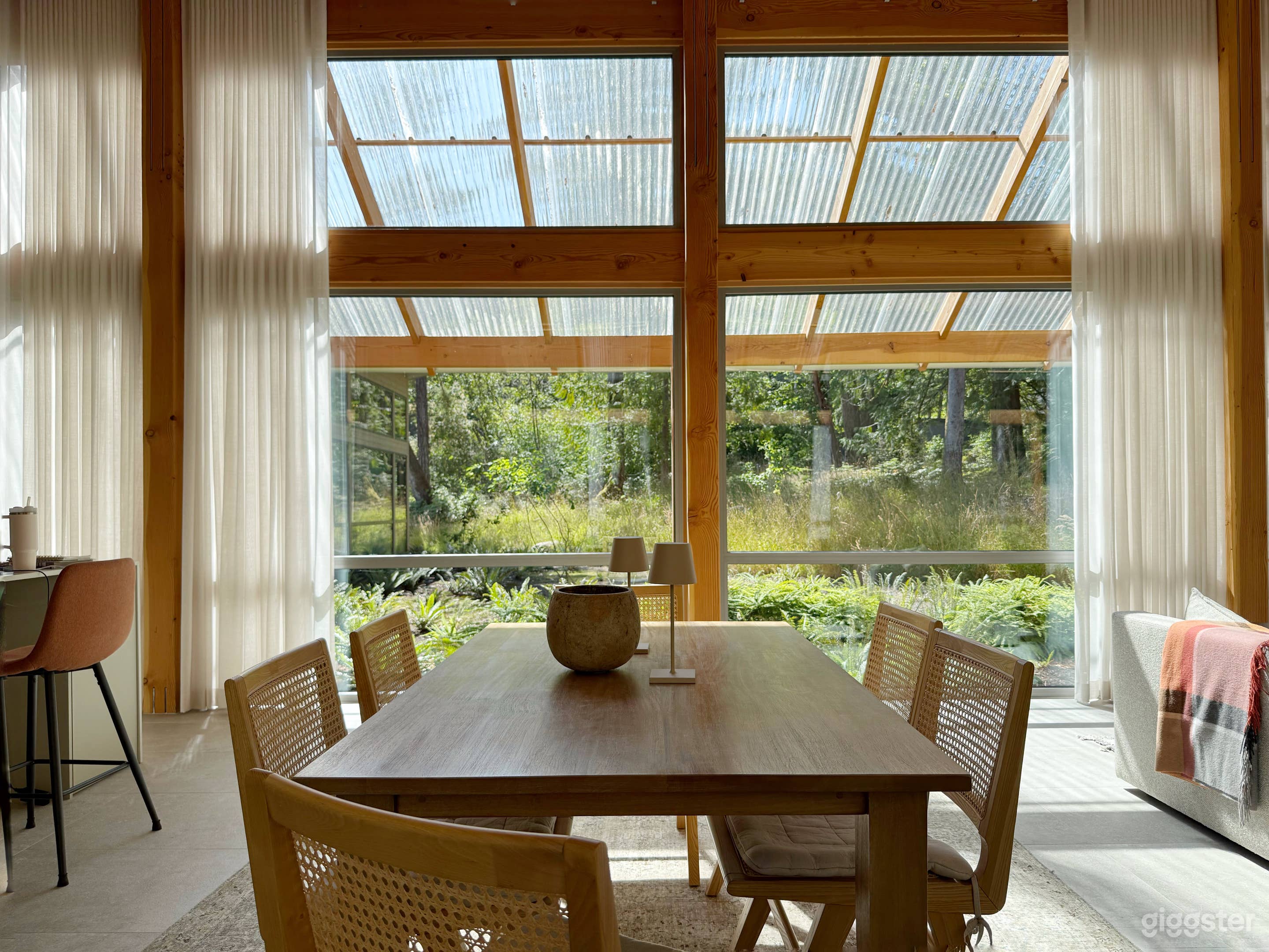 Light-filled Oasis on Bainbridge Island Photo 4