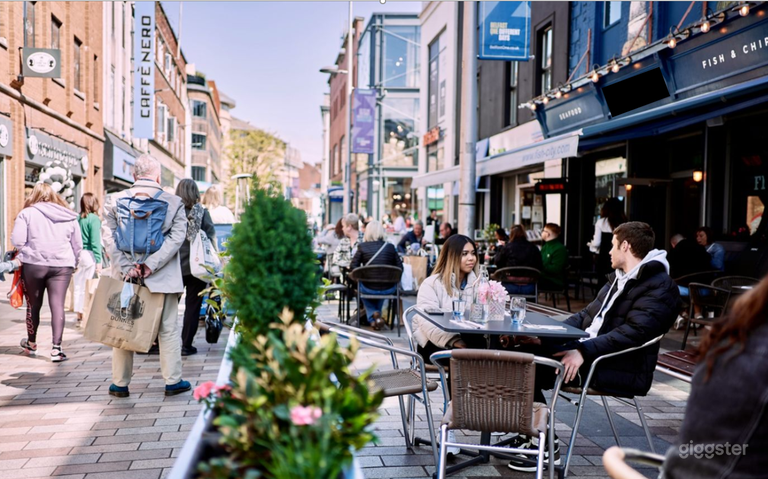  Stylish al fresco dining in the City Centre 