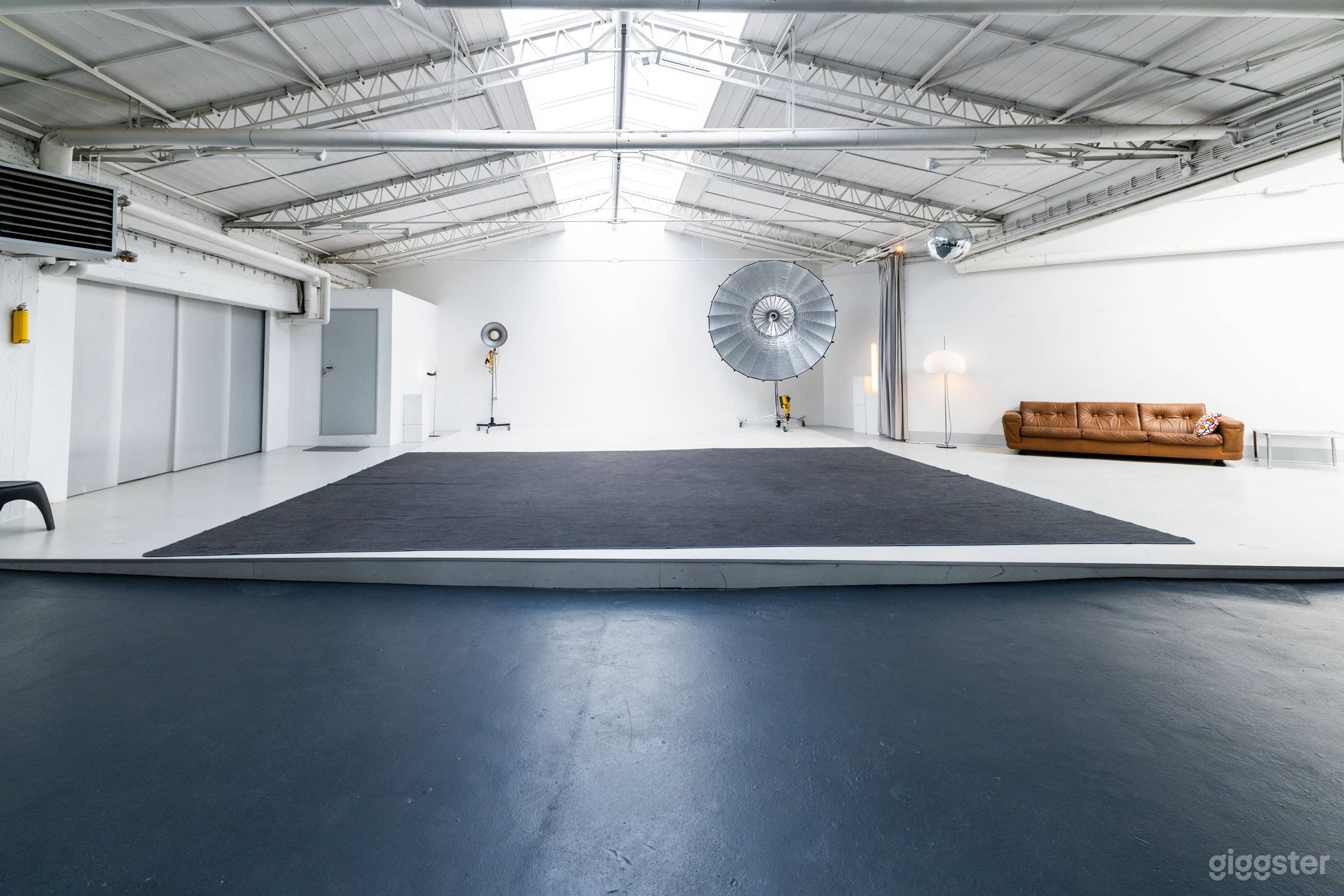 220m² Tageslichtstudio für Foto, Film, Events, Workshops Foto 4