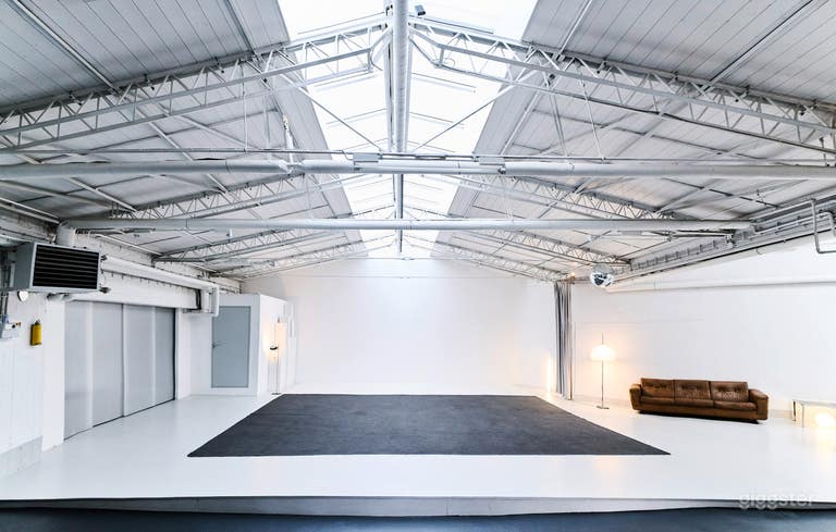  220m² Tageslichtstudio für Foto, Film, Events, Workshops 