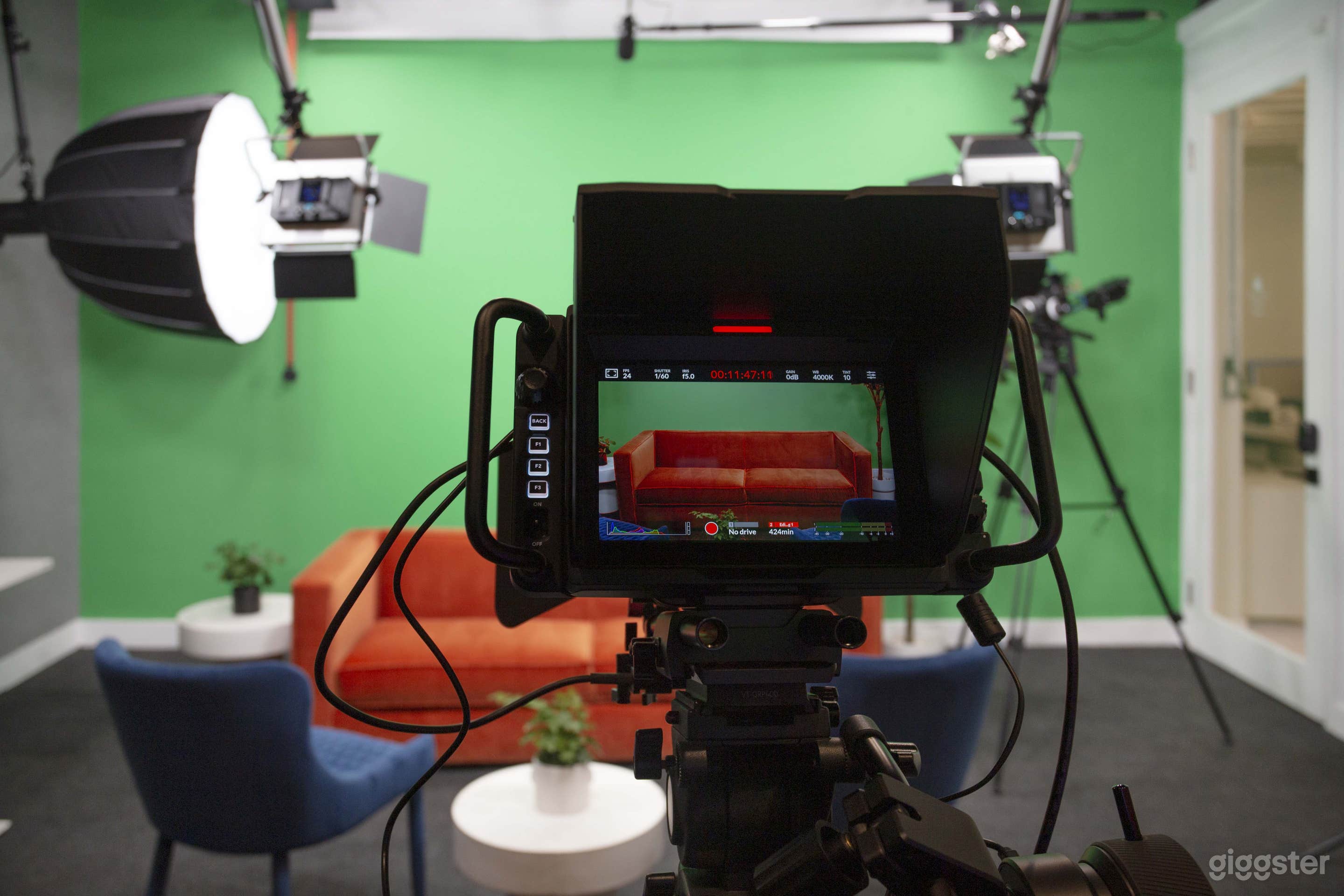 Acoustic Film Studio Green Screen, Lights, 4K Cams Photo 2