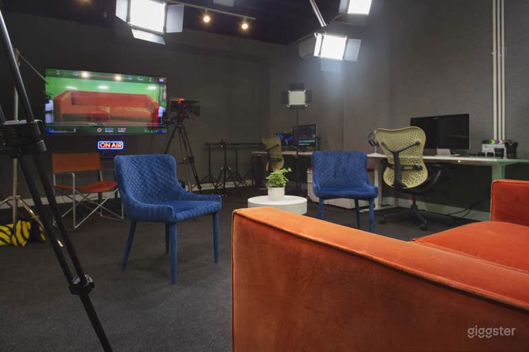  Acoustic Film Studio Green Screen, Lights, 4K Cams 