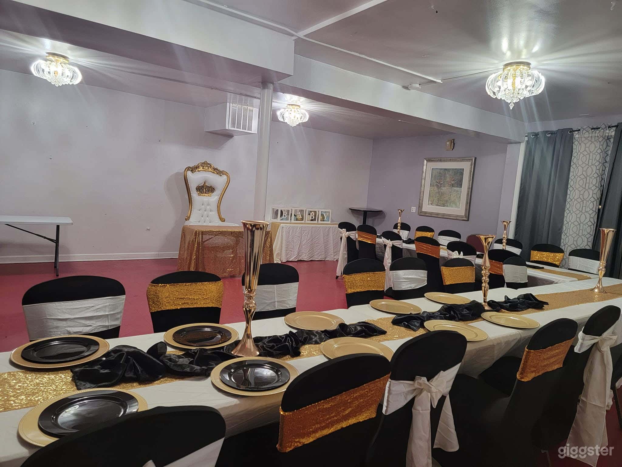 Queen Room (Small Banquet Room) Photo 1
