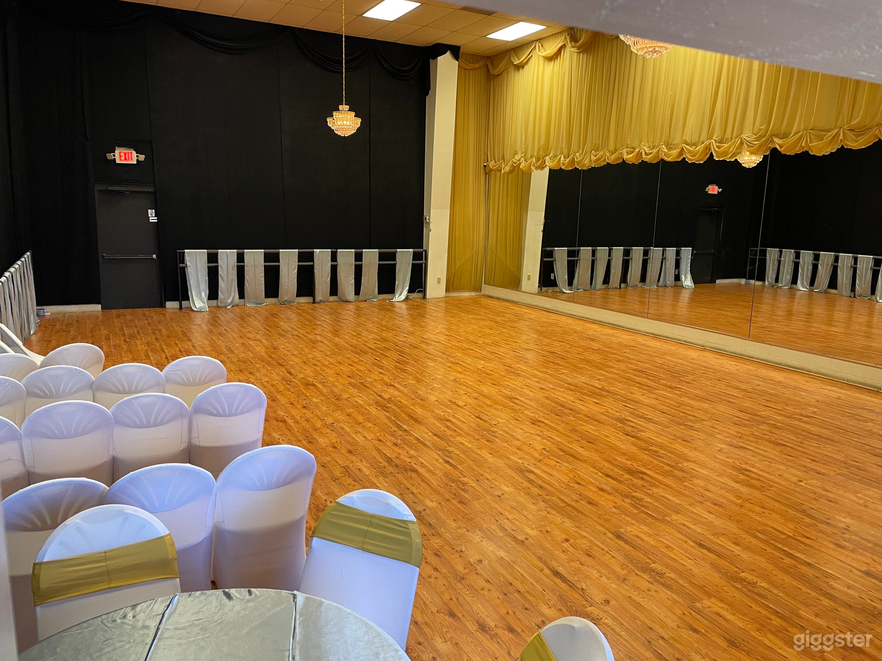 High ceiling mirrored Dance, Yoga and studio hall