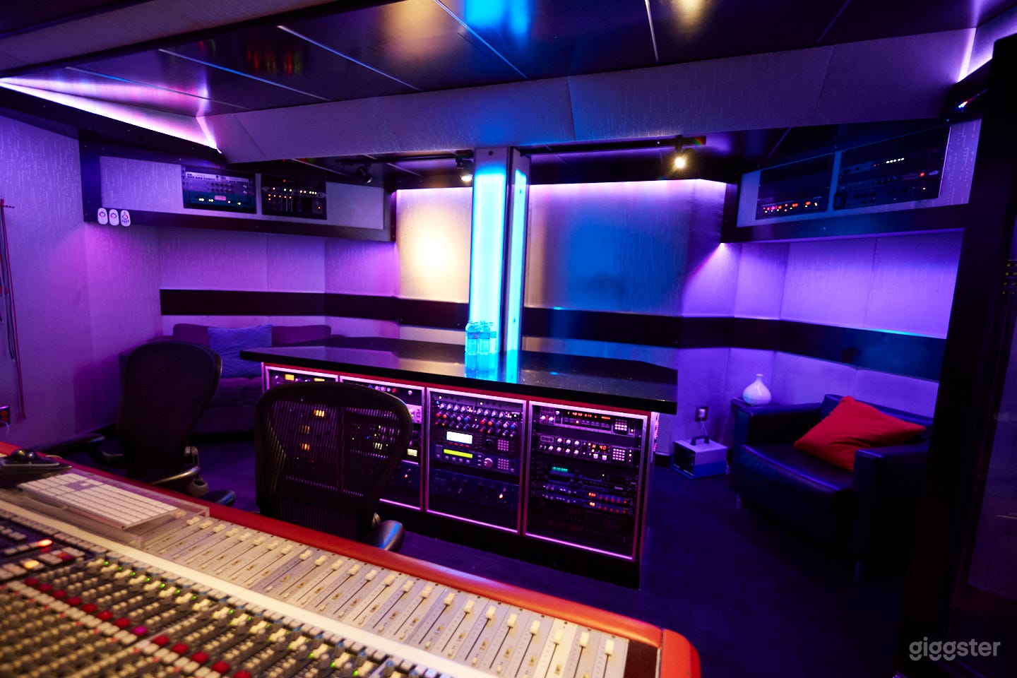 Recording Studio A in Hollywood Photo 2