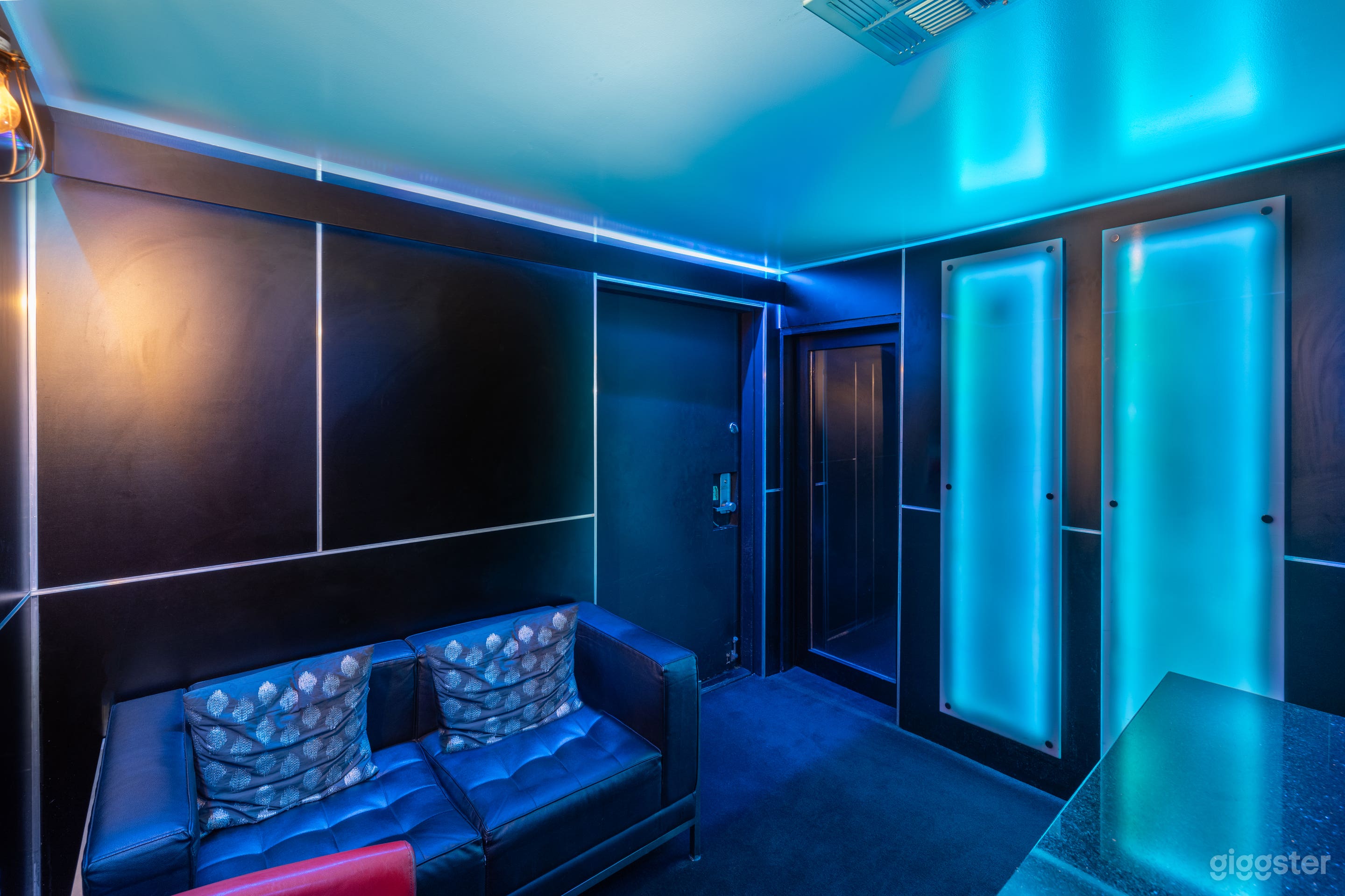 Recording Studio A in Hollywood Photo 4