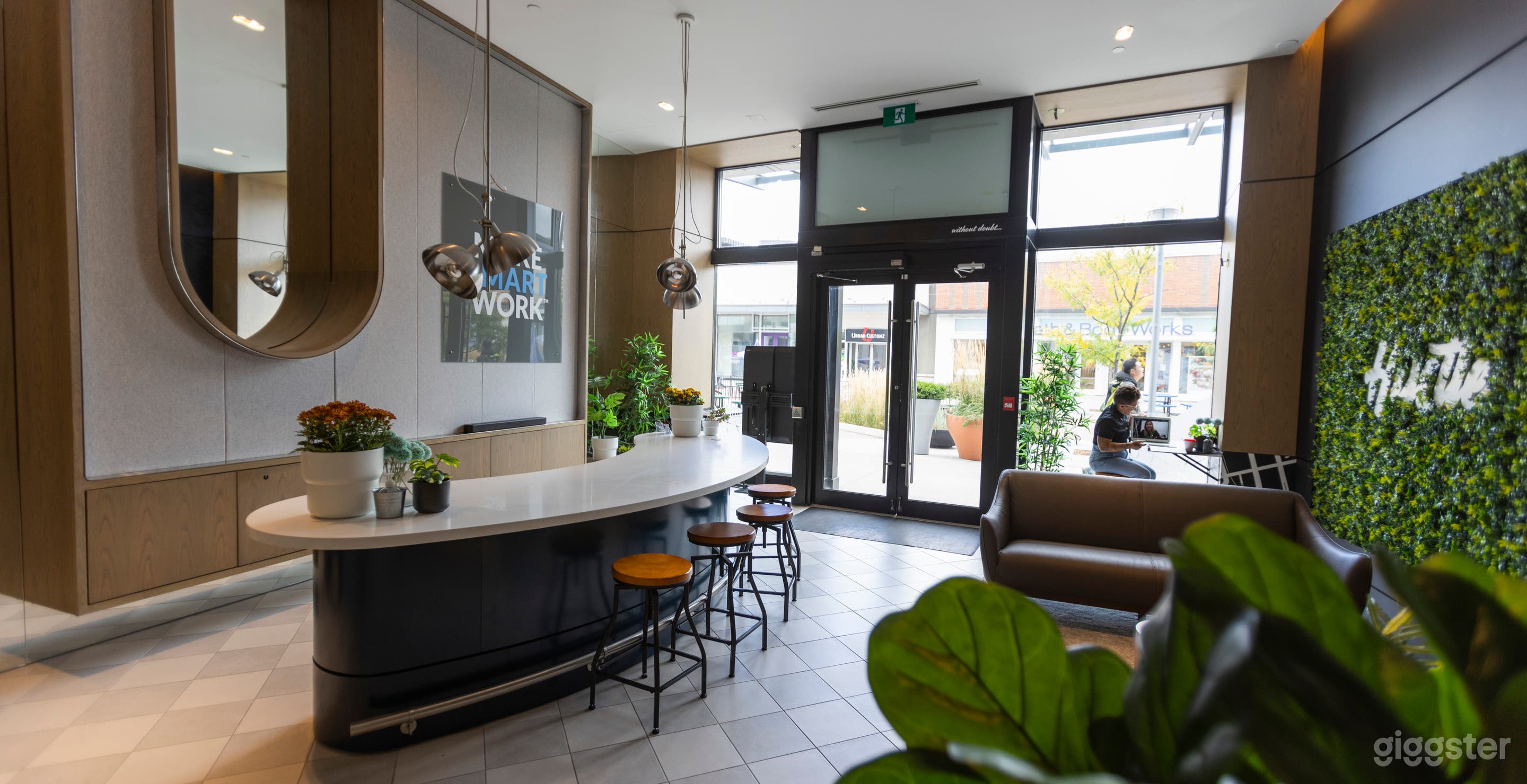 Versatile Office Space in Don Mills (Buyout) Photo 3