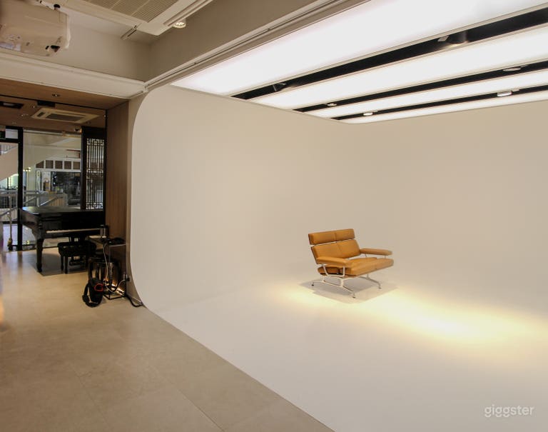  Cyclorama studio in Museum area 