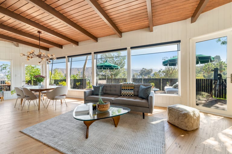  Mid-Century Modern Architectural w/ Views & Space 