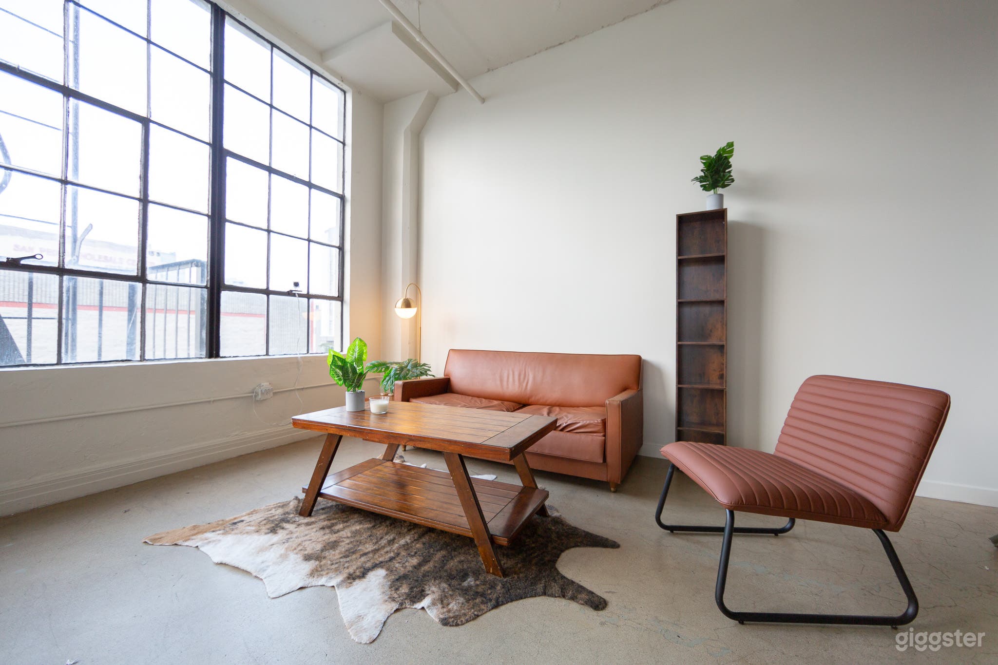 STUDIO 208 Versatile Photo Studio in DTLA Photo 3