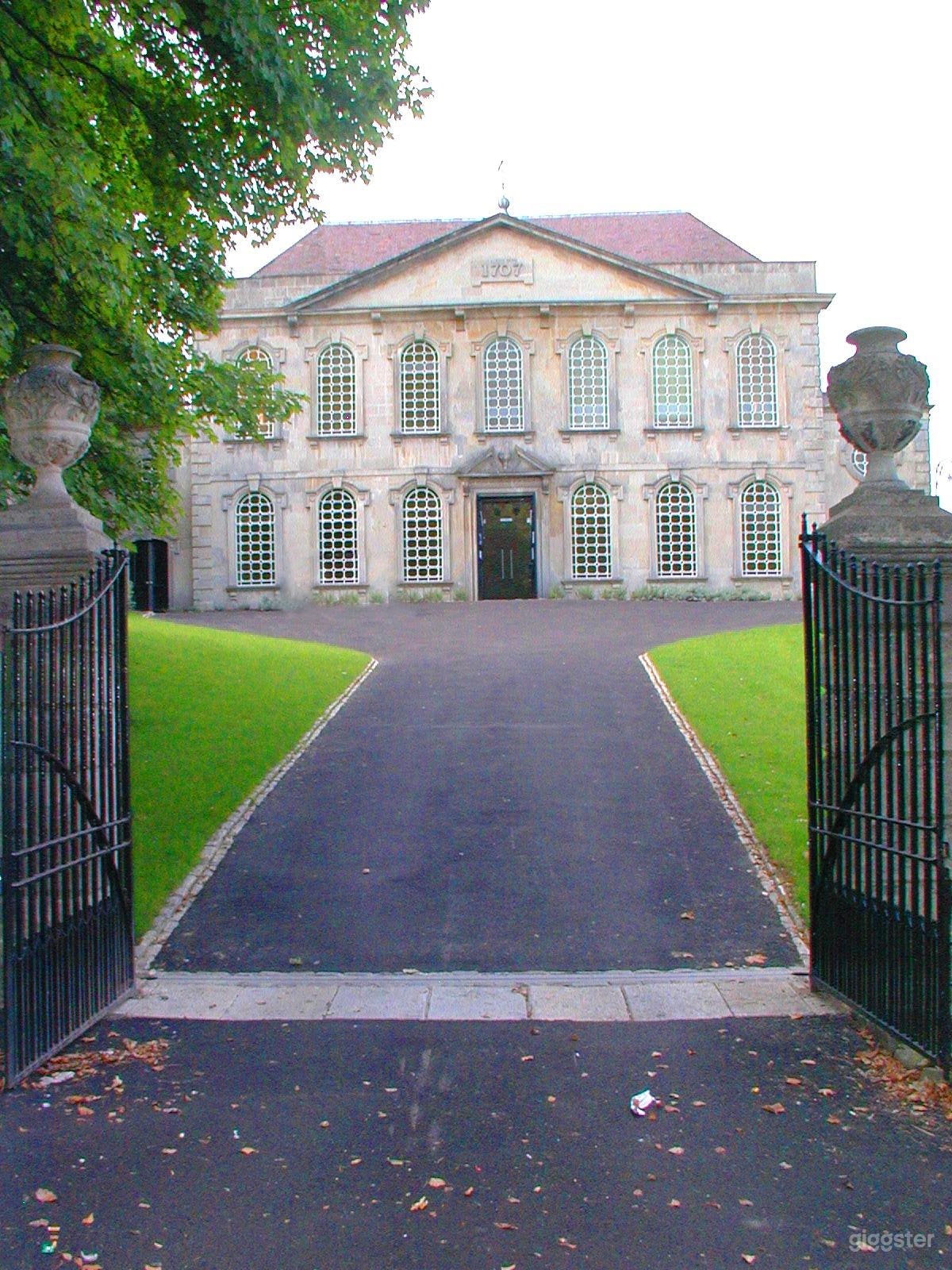 front gates and stone pillars