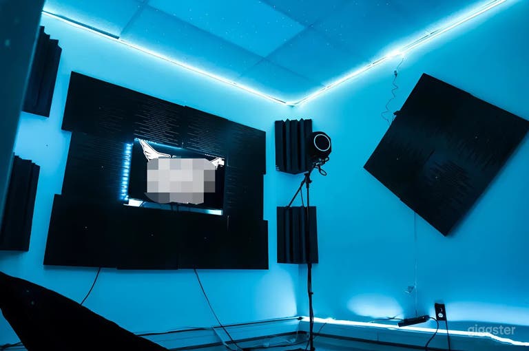  Urban Recording Studio 