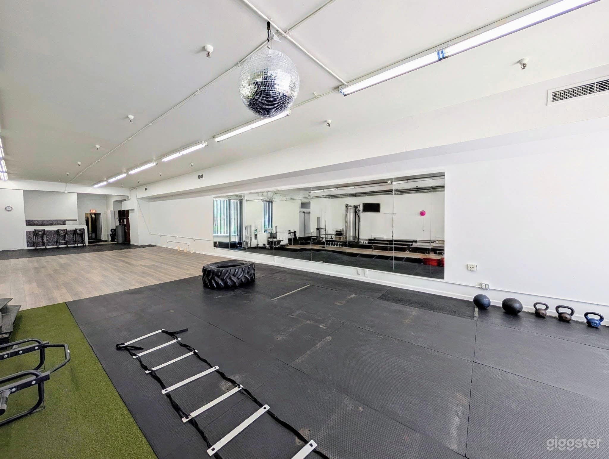 Versatile Event &amp; Studio Venue Photo 2