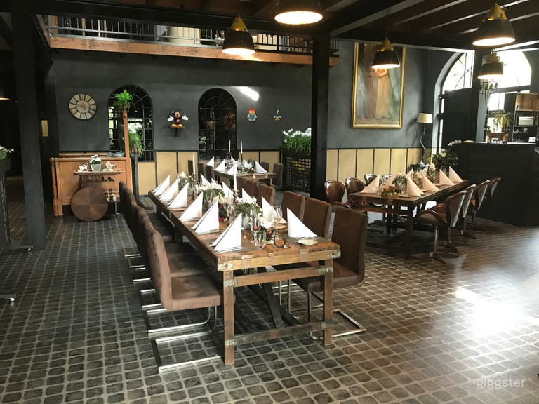  Restaurant mit Tresen 