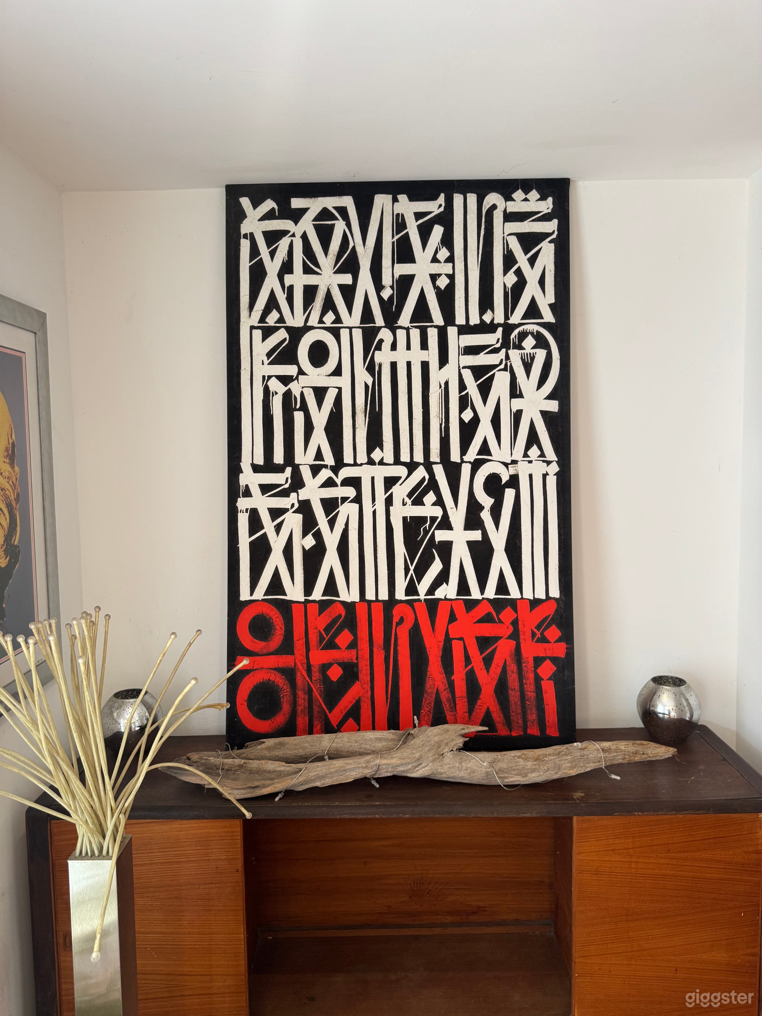 Chic Modern Ranch Bungalow Near Valley Studios Photo 2