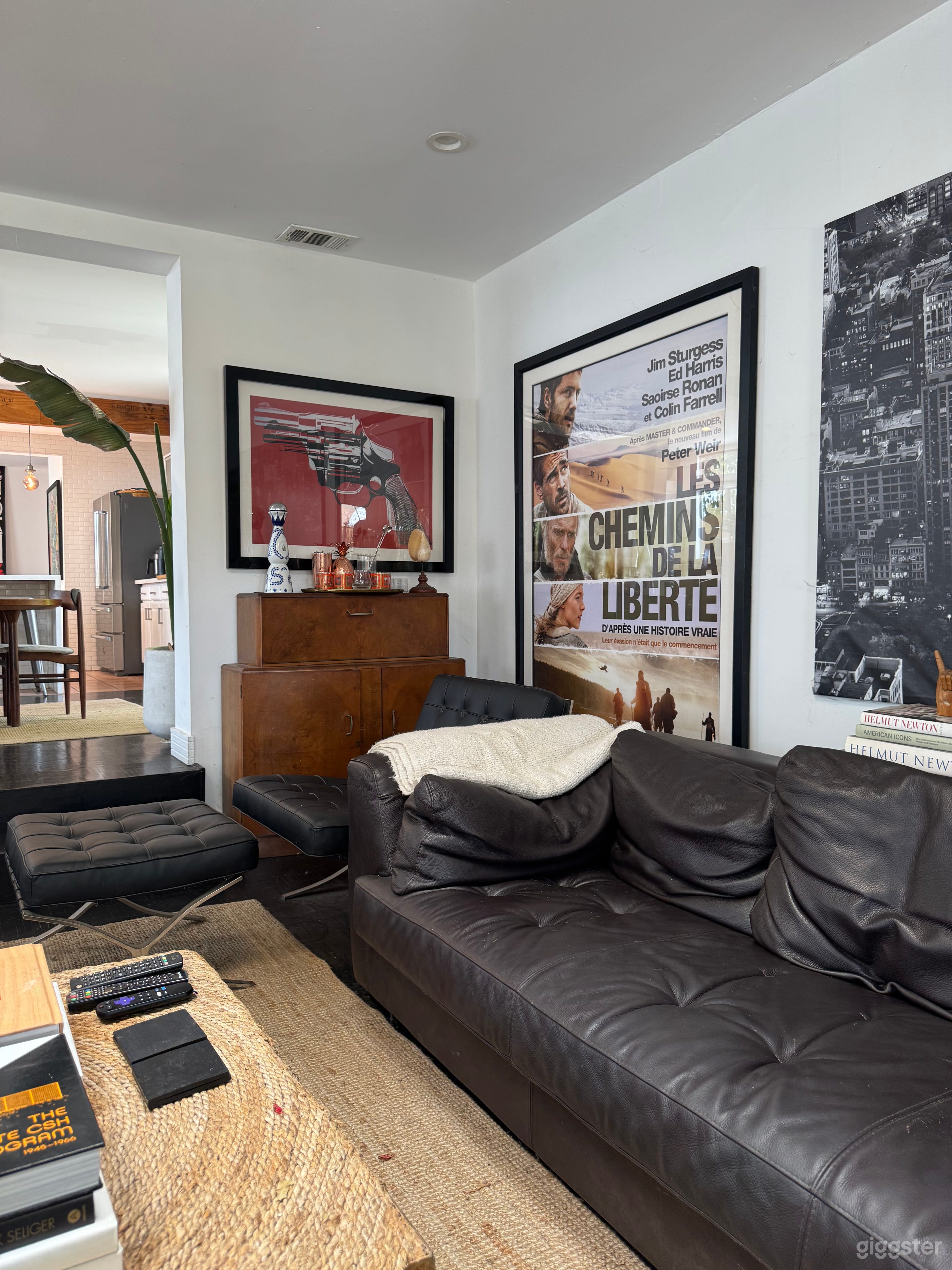 Chic Modern Ranch Bungalow Near Valley Studios Photo 4