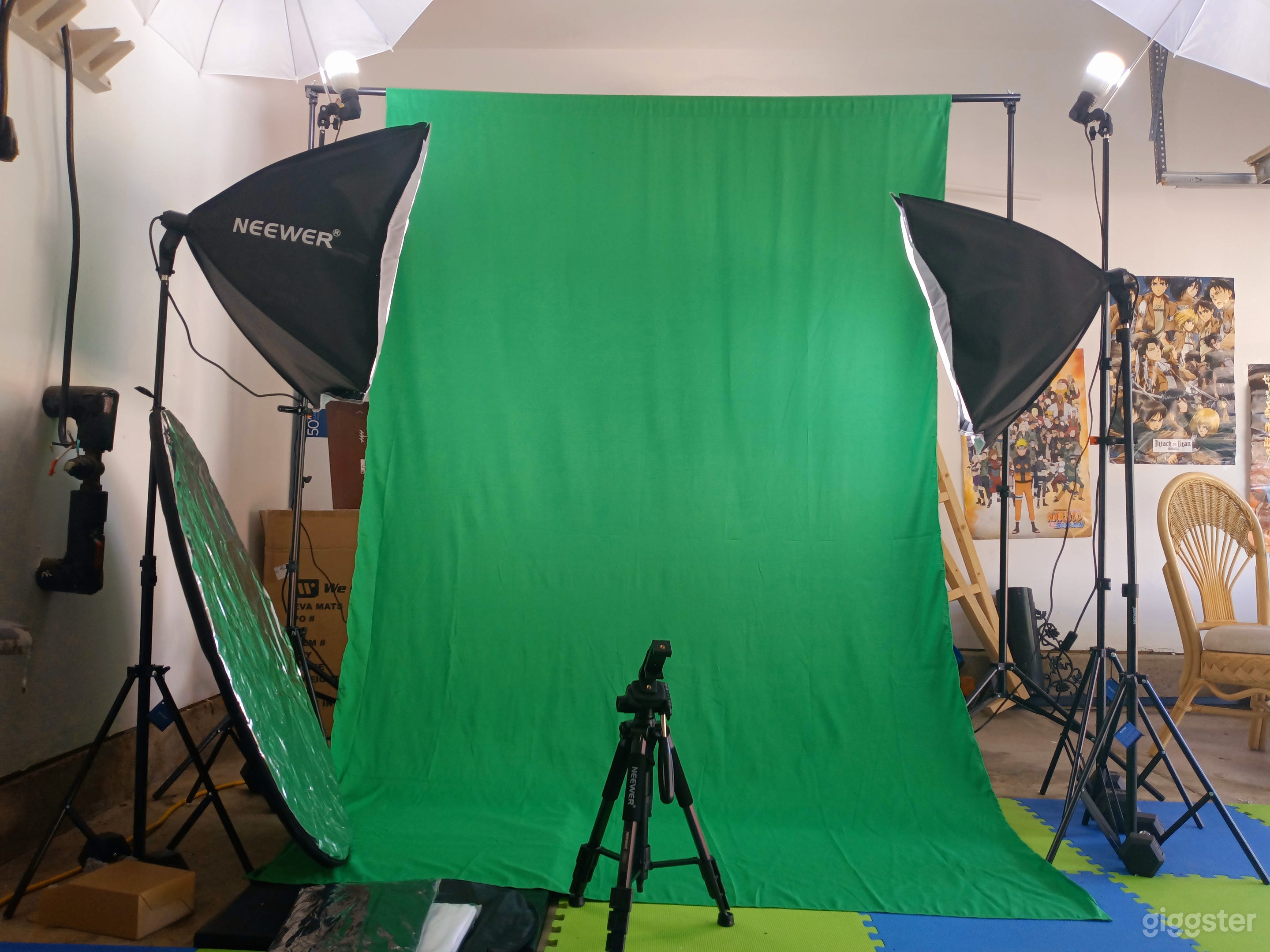 Charming Off-Campus VR Gaming Room &amp; Photo Studio Photo 3