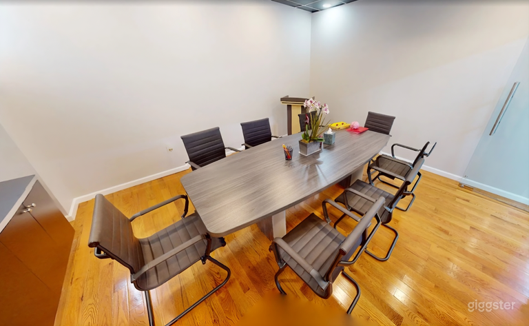  Spacious Conference Room with Long Table – 8 Seats 