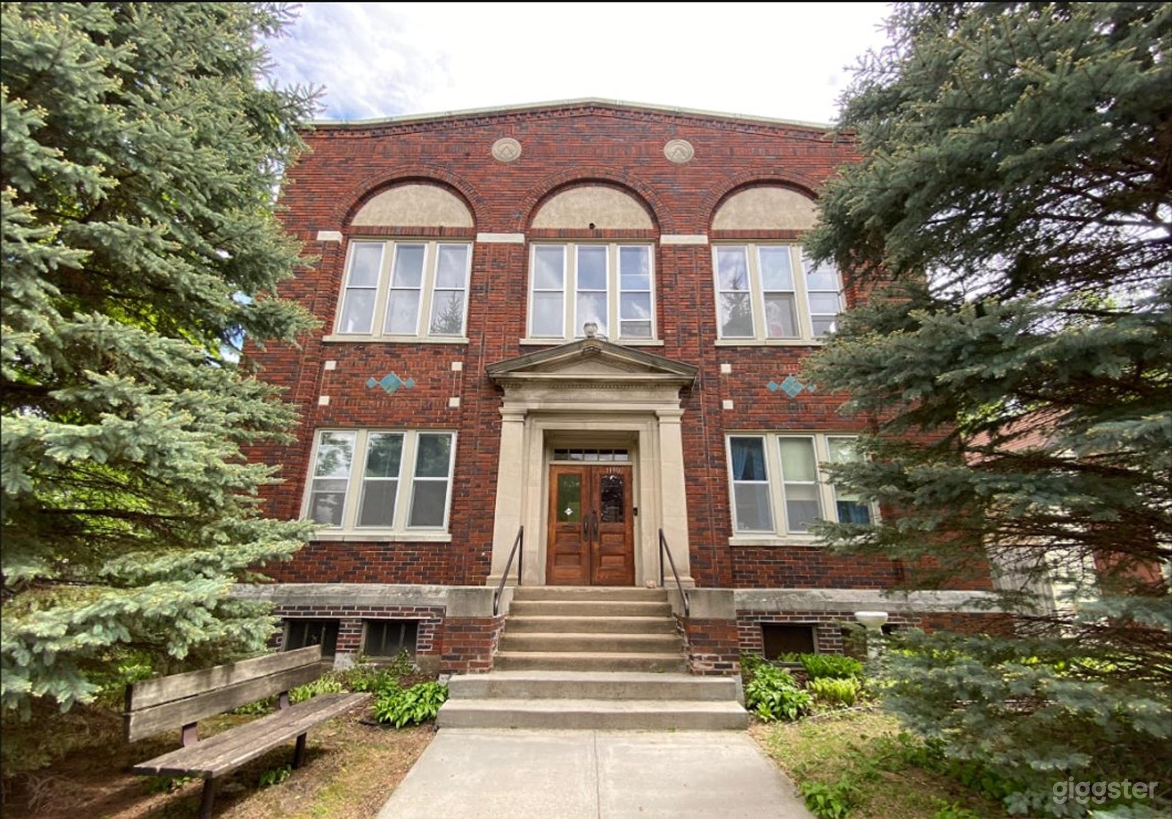 Natural Light Studio In A Historic Masonic Temple Photo 1