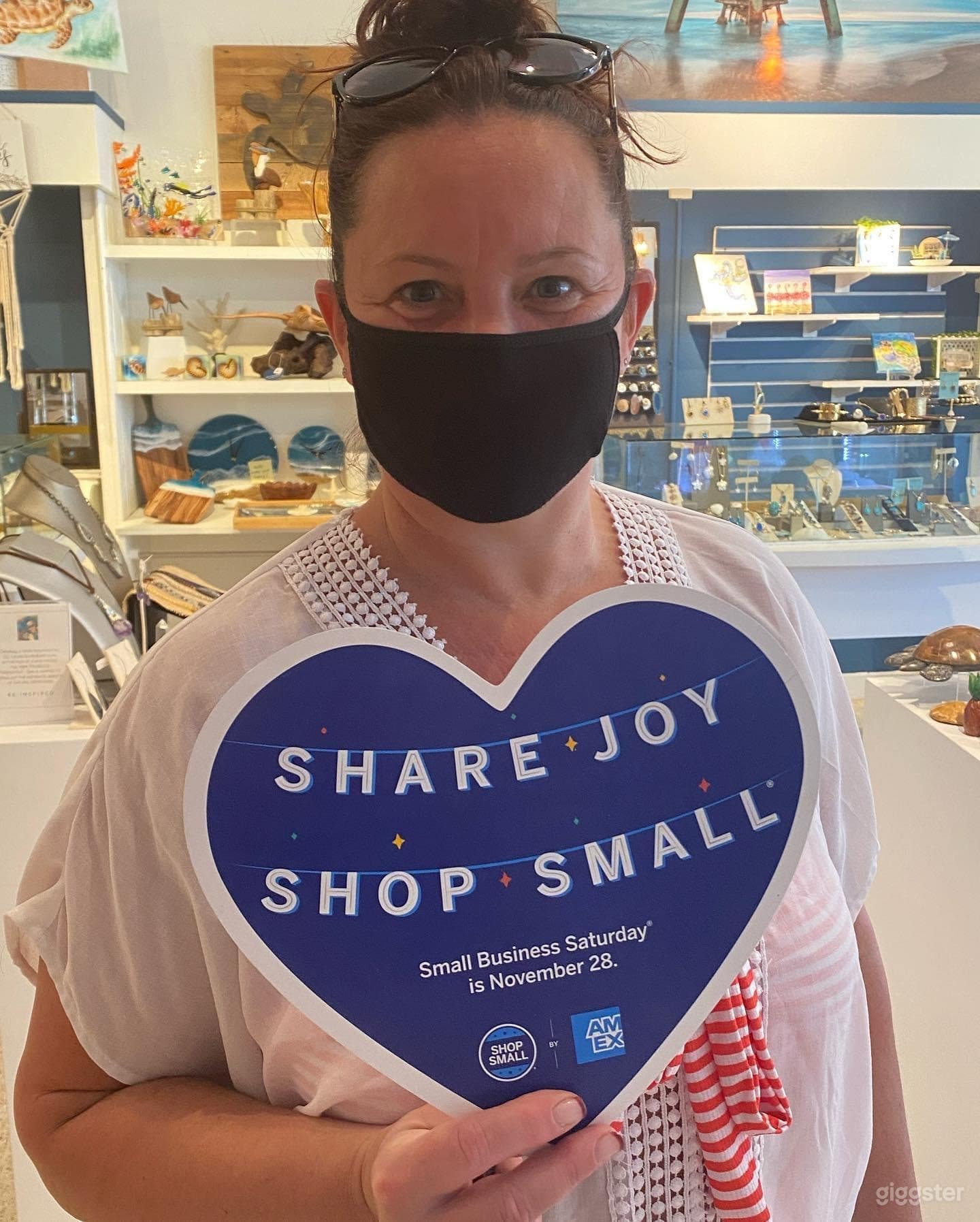 Quaint Seaside Village  Photo 4