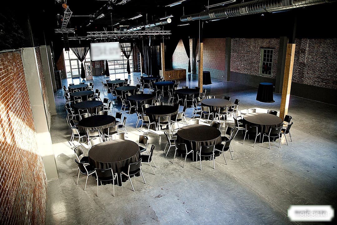 A Perfect Venue in Springfield Photo 3