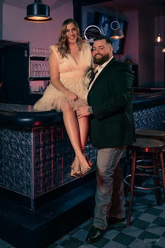 The Unique Bar &amp; Game Room Event Venue in St. Louis Photo 2