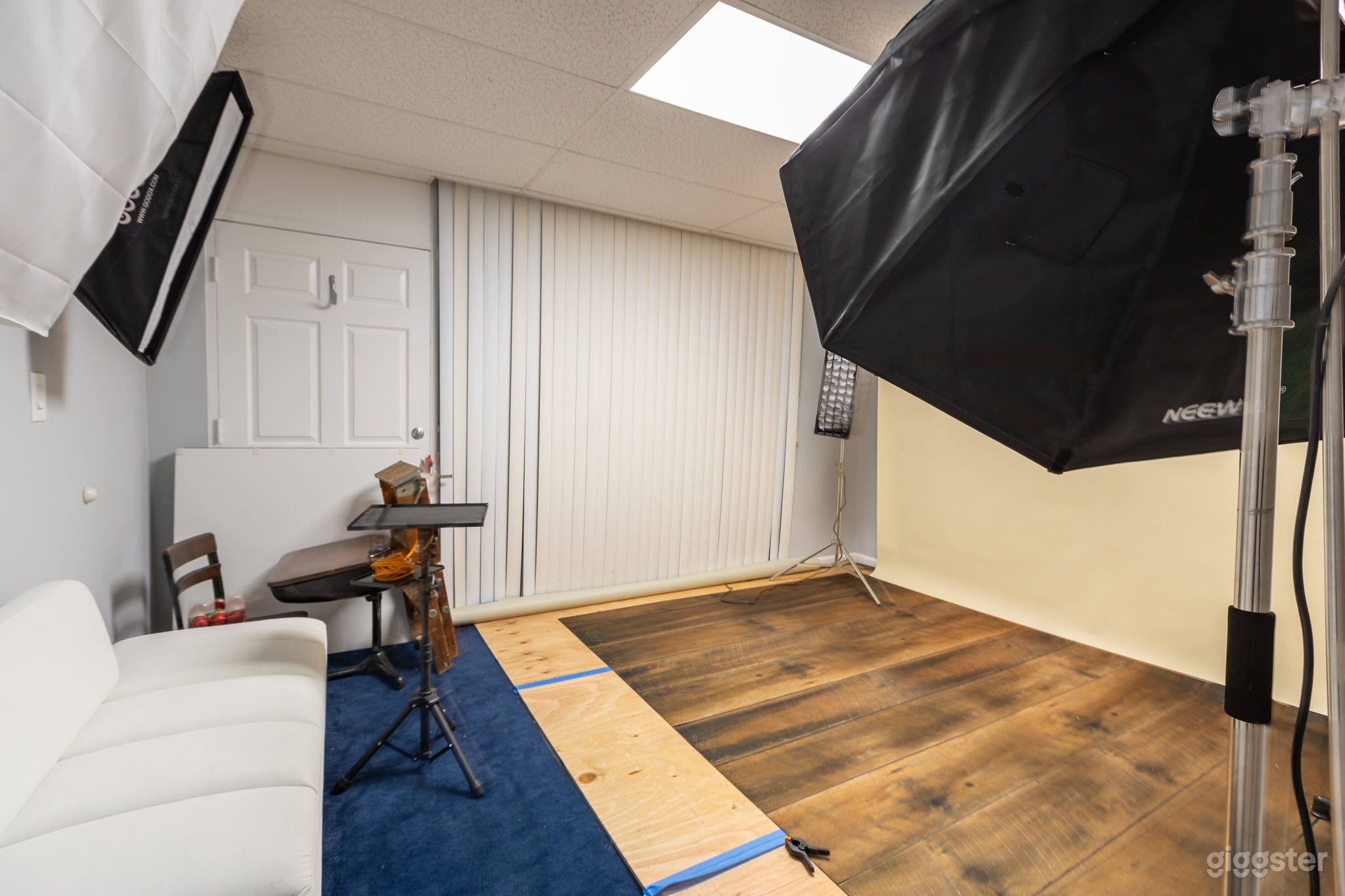Canoga Park Photography Studio Photo 1