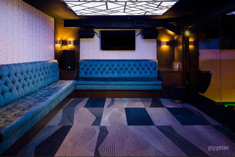  Exclusive Nightclub VIP Room 1 