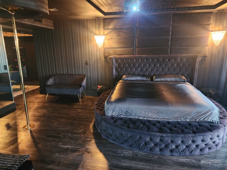  Luxury Penthouse with views 