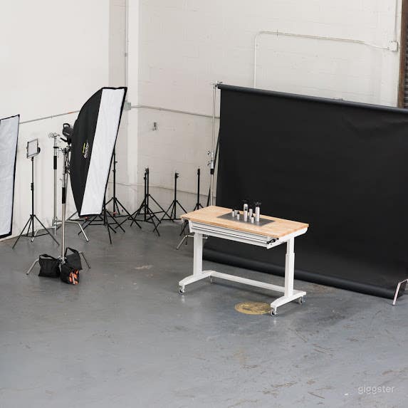 A Perfect Studio for Photography &amp; Production Photo 4
