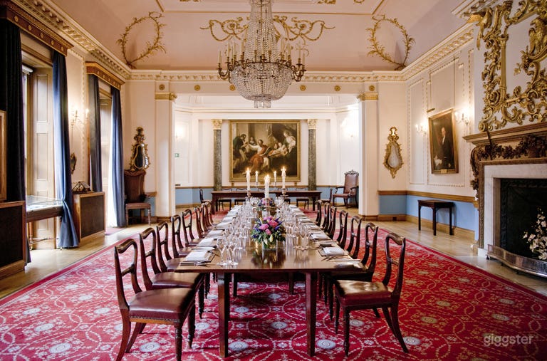  Beautiful 18th Centaury Rococo style room in the City of London 