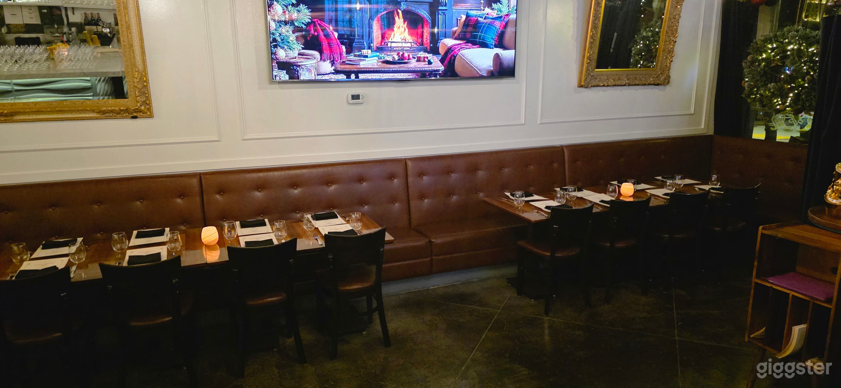 Intimate gatherings, celebrations, and corporate events. Photo 4