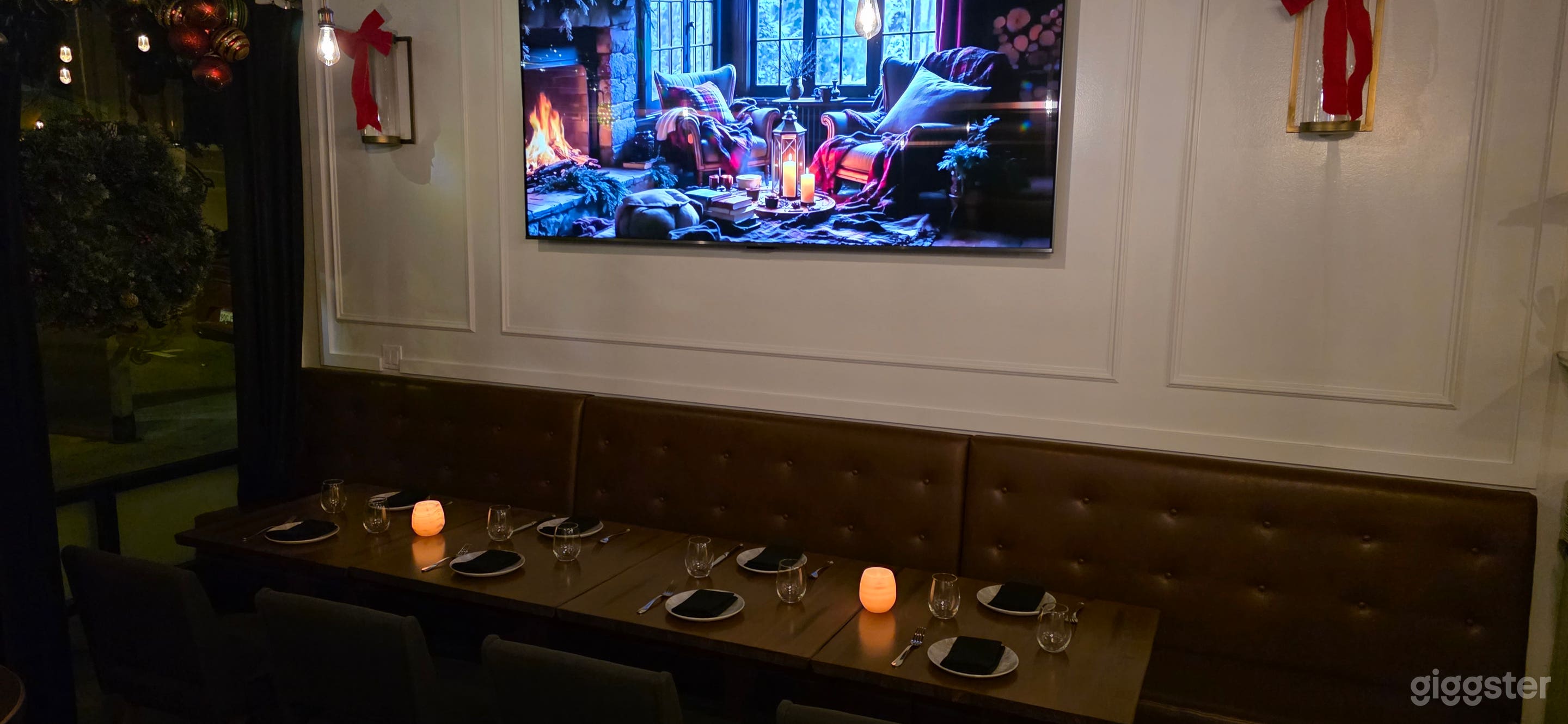 Intimate gatherings, celebrations, and corporate events. Photo 3