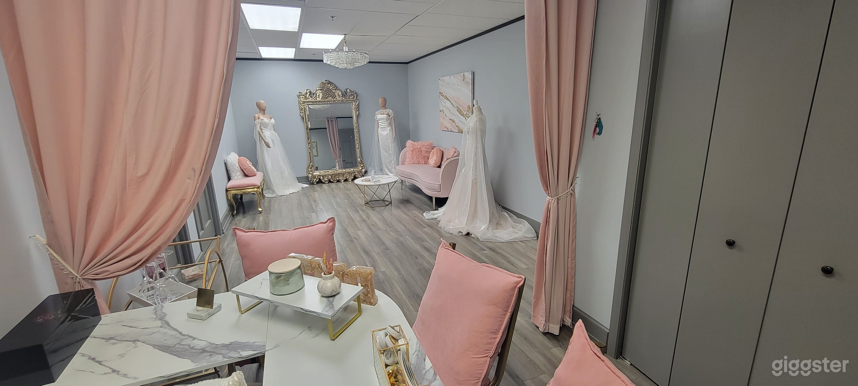 Downtown Studio in Jacksonville (Full Buyout) Photo 1