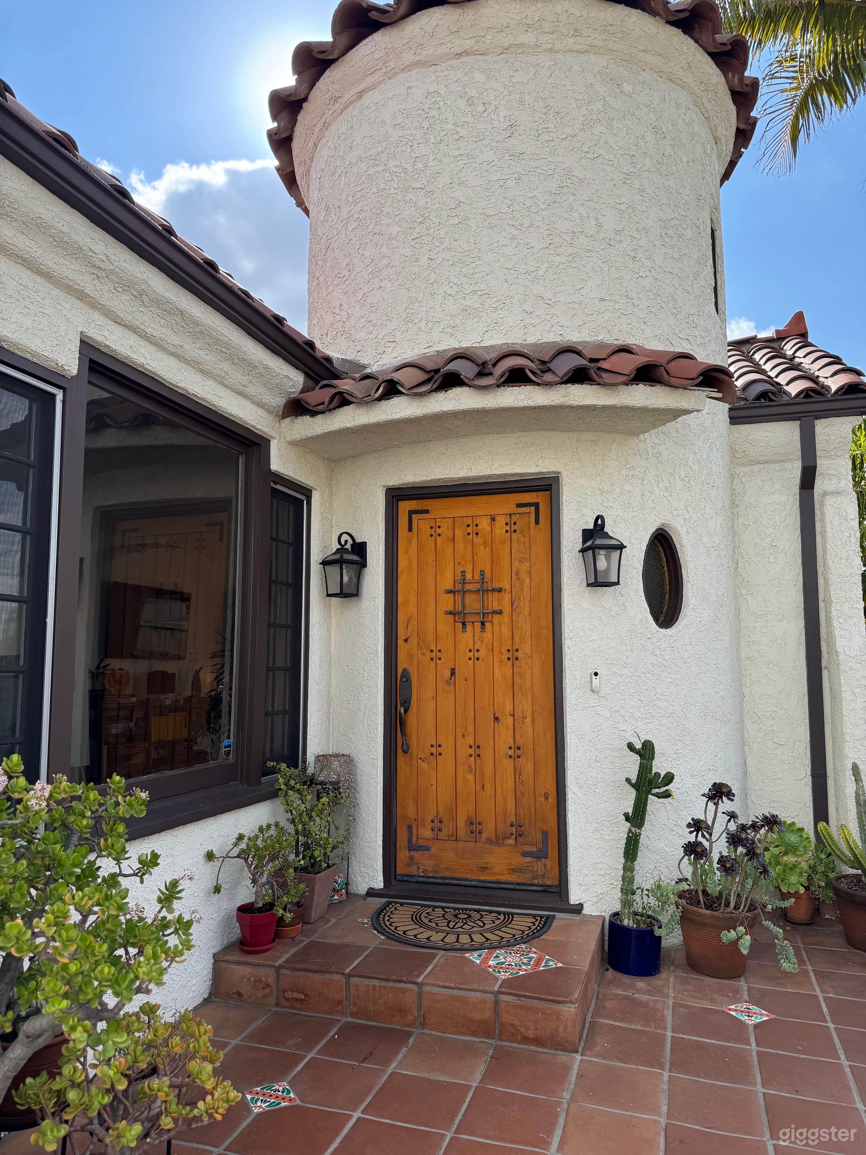 Mid-City Spanish  Photo 2