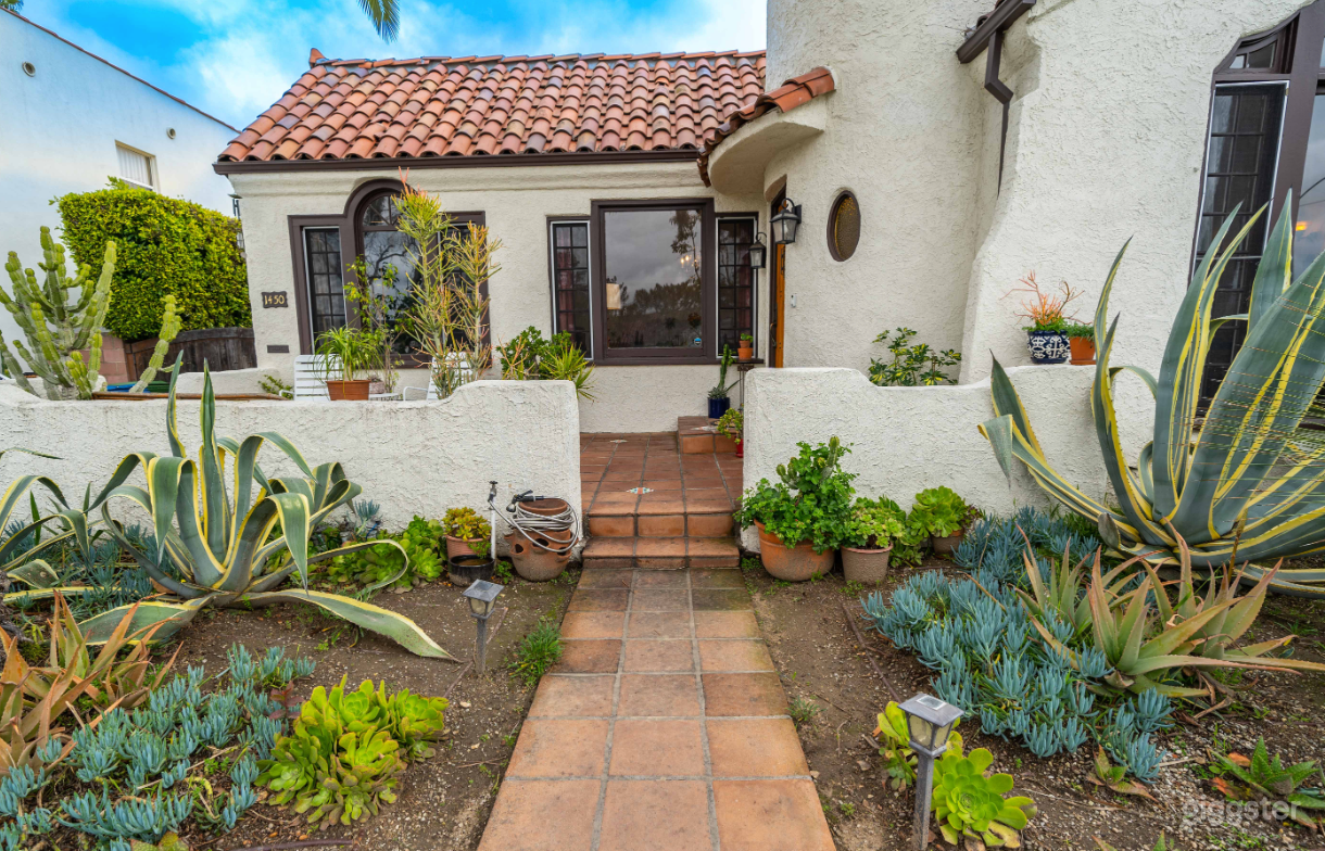 Mid-City Spanish  Photo 4