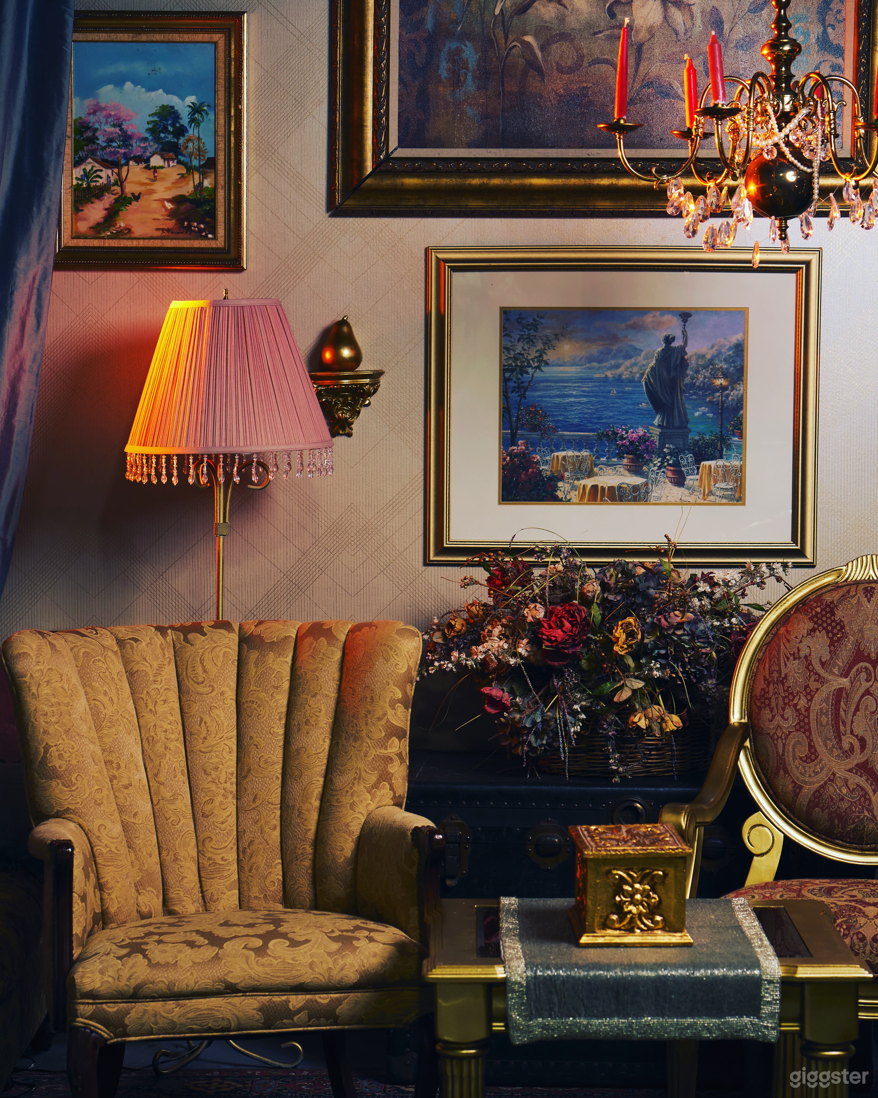 6 in 1 Modern Chic Photo/Film Studio Photo 3