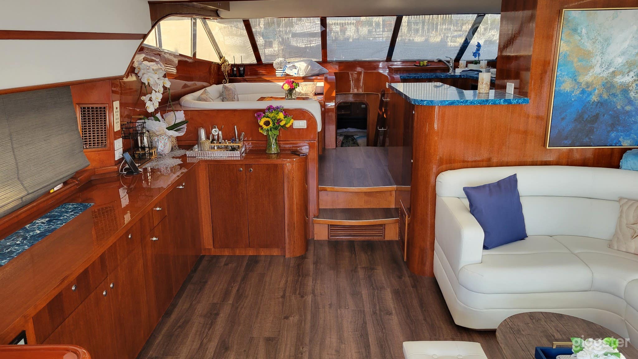 70' JOHNSON YACHT Photo 4