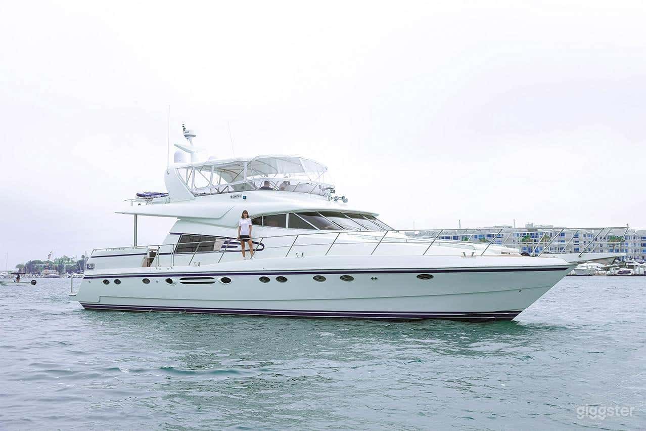 70' JOHNSON YACHT Photo 1