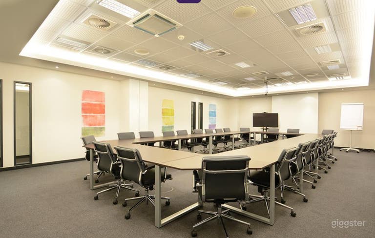  Cliff Dexter | Event Space for 60 